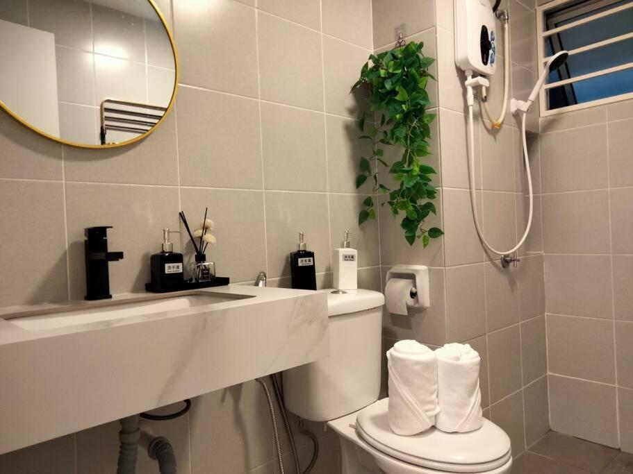 V Boho Home 3Bedroom 7-8Pax Eco Majestic Semenyih Beranang Ngoại thất bức ảnh